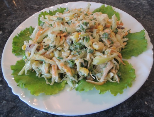 Toyuq salatı